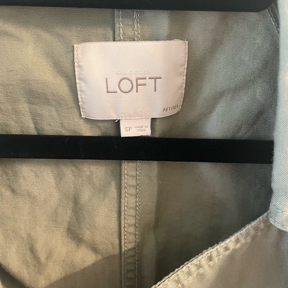 Adorable green army jacket - Picture 4 of 7